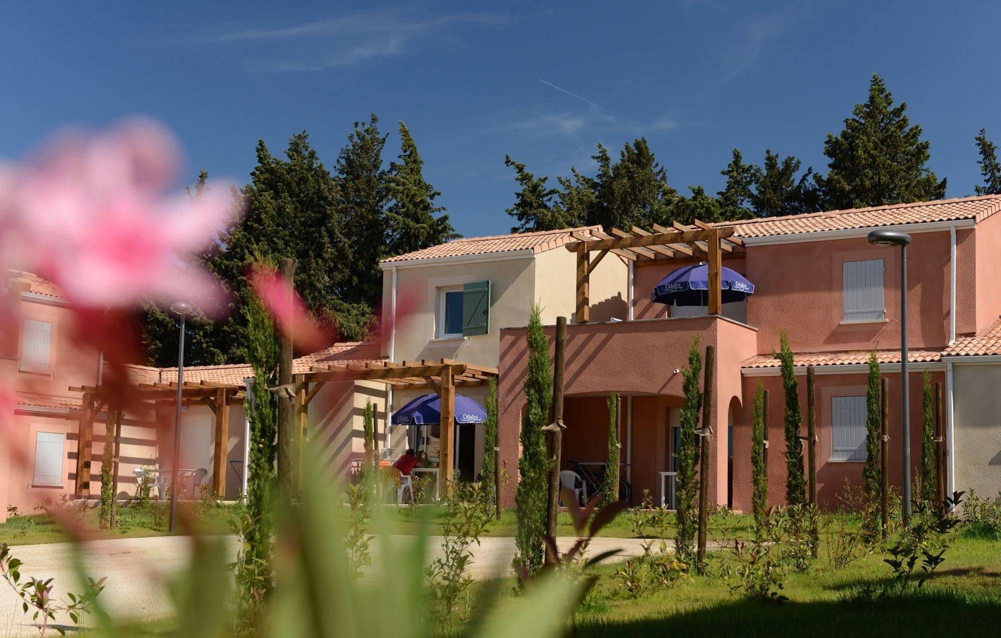 Residence Odalys Le Mas Des Alpilles Paradou Exteriér fotografie